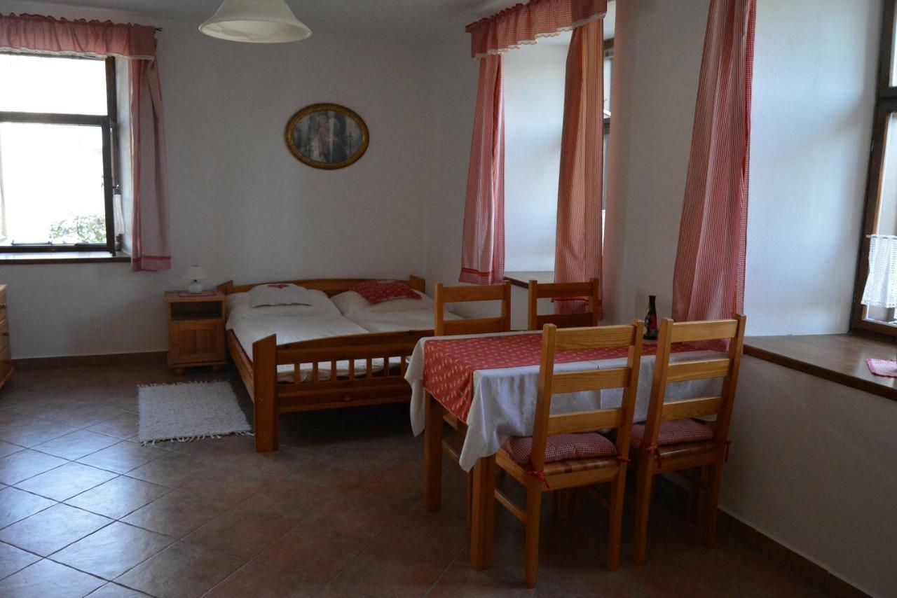 Ubytovani U Dvoraku Veselí nad Lužnicí المظهر الخارجي الصورة